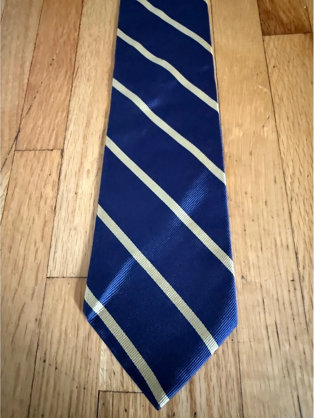 Brooks Brothers 346 Pure Silk Tie Navy Gold Stripe Made USA 3.25”